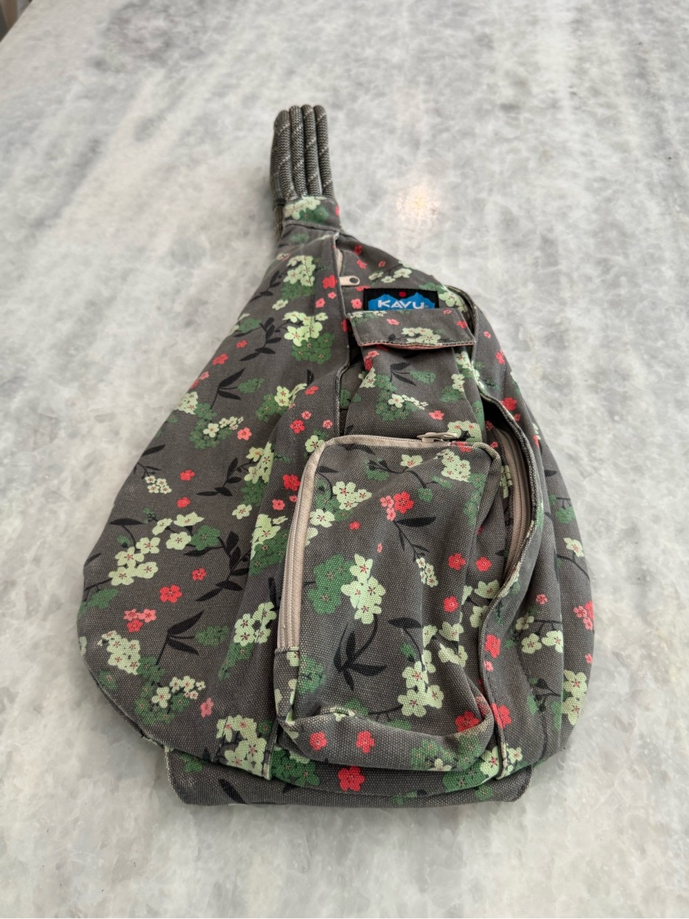Kavu Gray Floral Original Sling Rope Bag Green & Red Blossoms Gorpcore Unisex